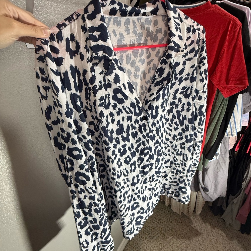 Blue Leopard Print Blouse XL Button Front Long Sleeve Collared Top